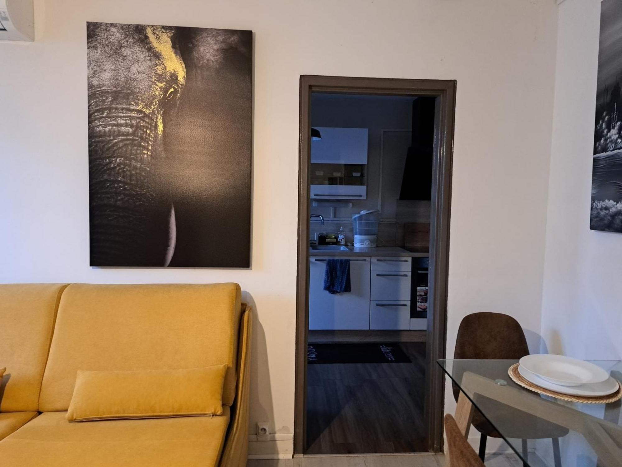 Tout Confort - Clim- Salle De Bain Commune Nîmes Exteriér fotografie